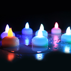 Wholesale Electronic Flameless Tea Light Candle Floating Water Candles Small Led Candles for Home Battery Operated
